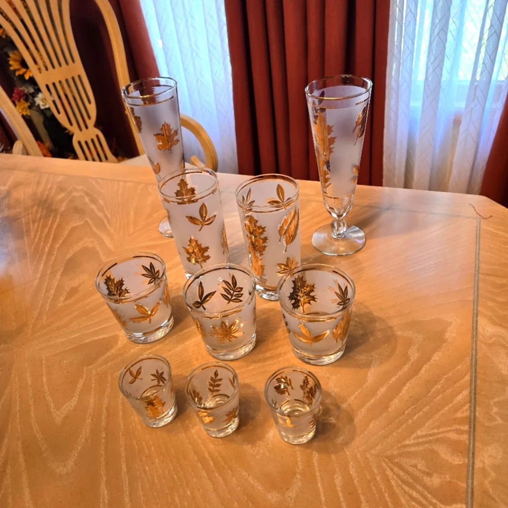 Vintage Gold Leaf 3-2-3-3 Bar Glasses, 3 Pilsner, 2 Tumbler, 3 Highball, 3 Shot